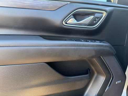 Used 2024 Chevrolet Tahoe Z71 w/ Luxury Package image 10