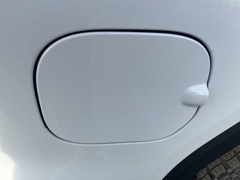 Used 2025 GMC Sierra 1500 AT4 image 20