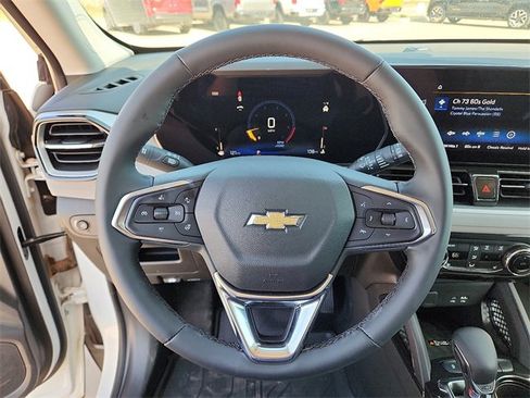 New 2025 Chevrolet TrailBlazer LT w/ Convenience Package image 18