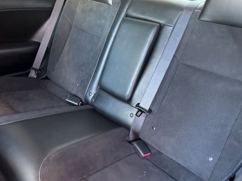 Used 2022 Dodge Challenger R/T Scat Pack RWD image 4