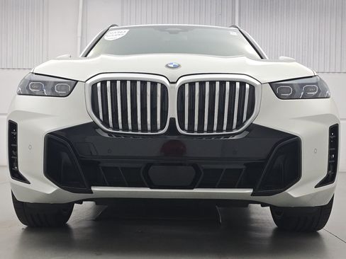 Used 2025 BMW X5 sDrive40i w/ M Sport Package RWD image 10