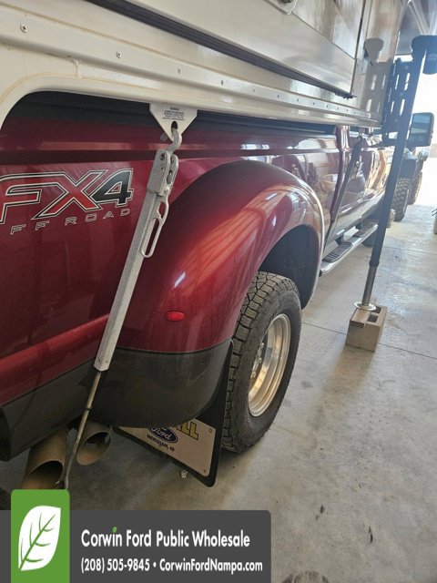 Used 2015 Ford F350 Lariat w/ Lariat Ultimate Package AWD/4WD image 3