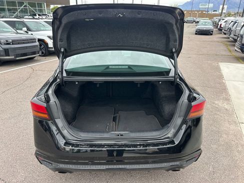 Used 2023 Nissan Altima 2.5 SR FWD image 28