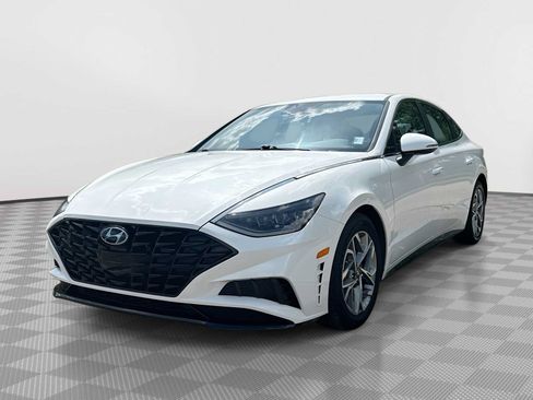 Used 2023 Hyundai Sonata SEL w/ Preferred Accessory Package FWD image 1