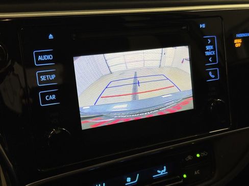 Used 2019 Toyota Corolla SE image 36