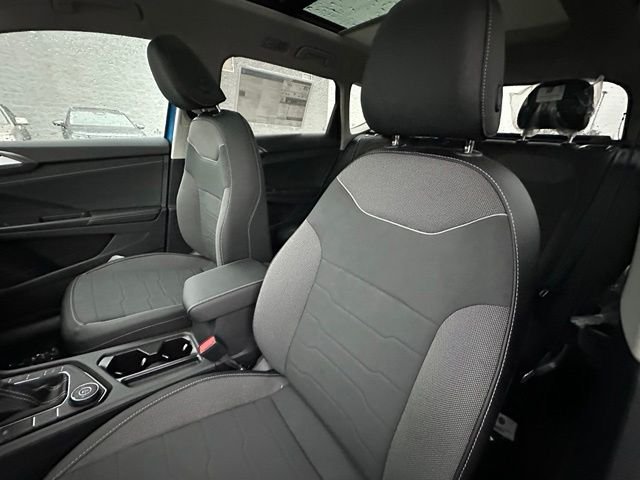 New 2026 Volkswagen Taos SE AWD/4WD image 24