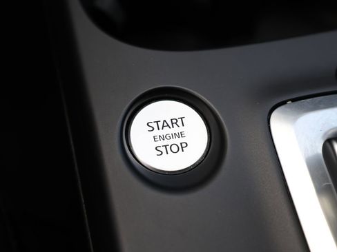 Certified 2025 INFINITI QX50 Luxe image 31