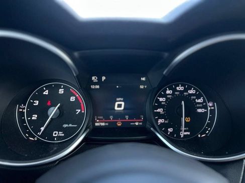 Used 2018 Alfa Romeo Stelvio Ti Sport AWD/4WD image 25
