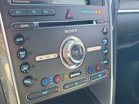 Used 2016 Ford Explorer Limited w/ Equipment Group 301A image 27