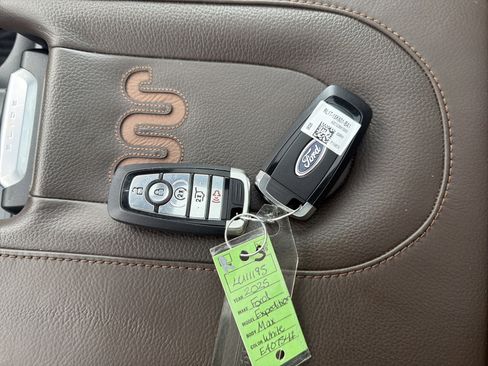 Certified 2025 Ford Expedition Max King Ranch AWD/4WD image 32