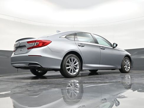 Used 2022 Honda Accord LX image 24