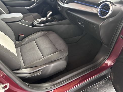 Used 2024 Chevrolet Trax LS image 40