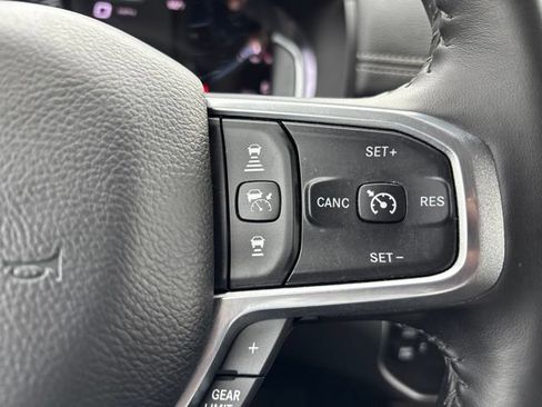 Used 2024 RAM 3500 Laramie AWD/4WD image 19