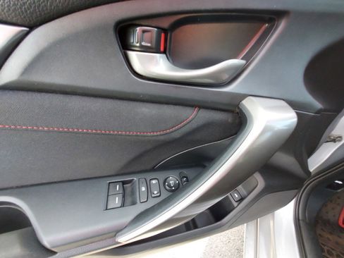 Used 2018 Honda Civic Si image 8