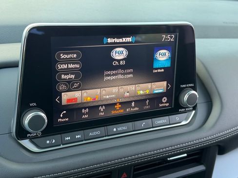 Certified 2026 Nissan Rogue SV FWD image 20