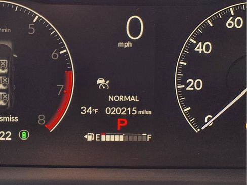 Used 2025 Honda Pilot EX-L image 21