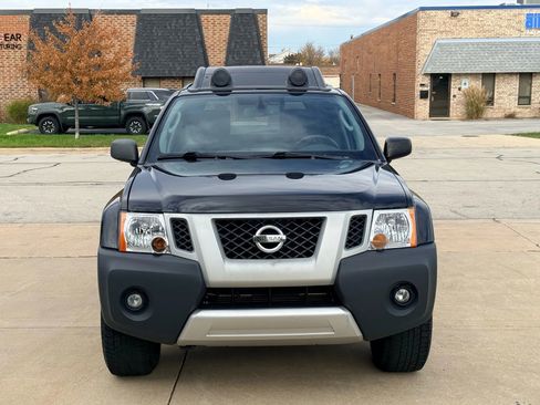 Used 2012 Nissan Xterra PRO-4X w/ Pro-4x Leather Pkg image 2