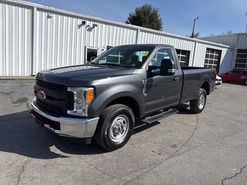 Used 2017 Ford F250 XL w/ Power Equipment Group image 4