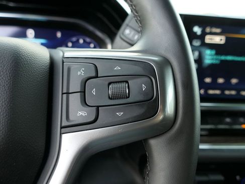 Used 2025 Chevrolet Silverado 1500 LT image 18