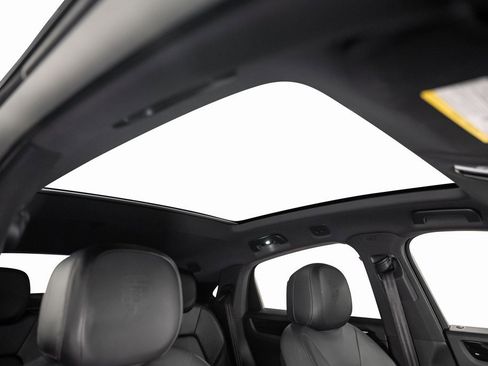 Used 2021 Porsche Cayenne Coupe image 59