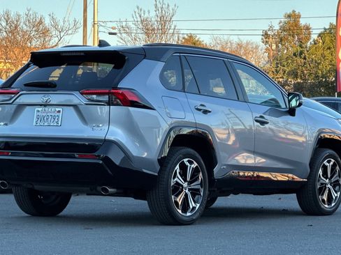 Used 2025 Toyota RAV4 XSE image 4