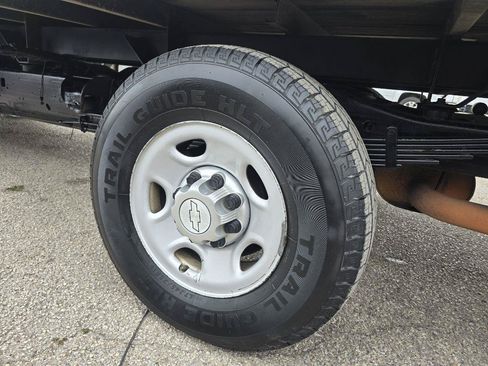 Used 2016 Chevrolet Express 3500 RWD image 20