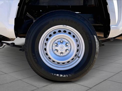 Used 2024 Toyota Tacoma SR image 10