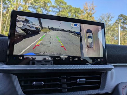 New 2026 Ford Explorer ST-Line w/ ST-Line Street Pack image 24