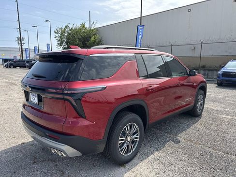 New 2026 Chevrolet Traverse LT FWD image 7