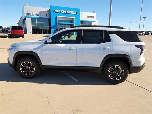 New 2026 Chevrolet Equinox ACTIV image 2