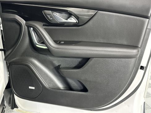 Used 2023 Chevrolet Blazer Premier FWD image 30