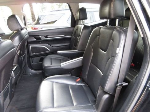 Used 2023 Kia Telluride S w/ S Sunroof Package image 25