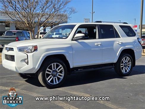 Used 2023 Toyota 4Runner SR5 Premium image 7