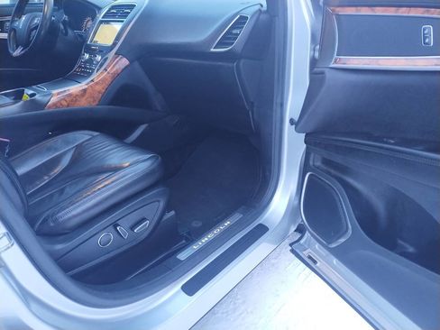 Used 2016 Lincoln MKX Select w/ Select Plus Package image 27