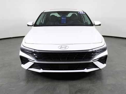 Certified 2024 Hyundai Elantra Limited image 14