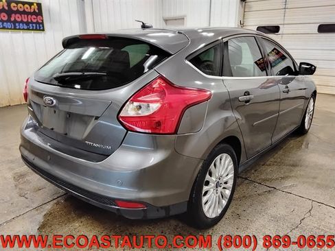 Used 2012 Ford Focus Titanium FWD image 3
