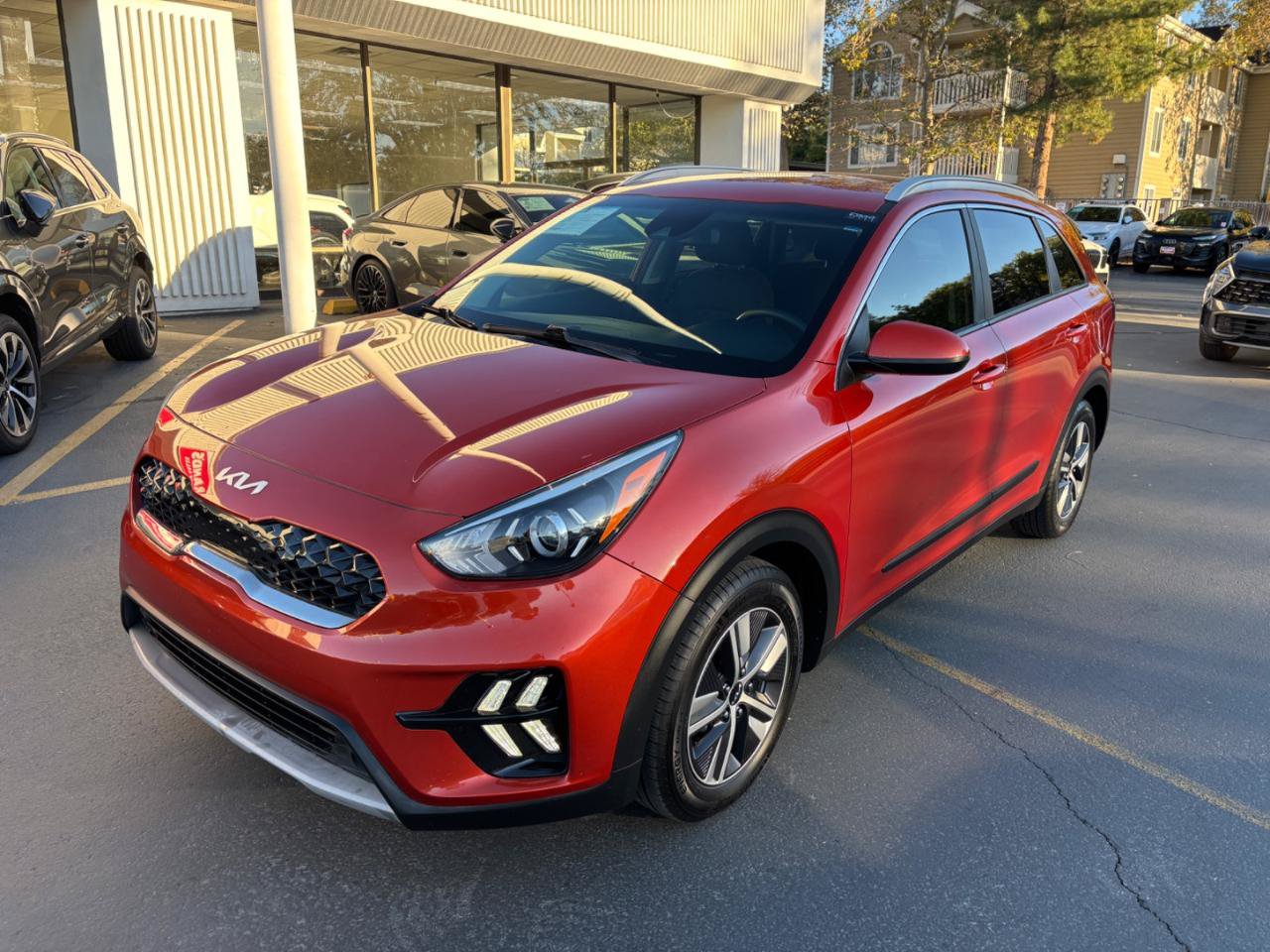 Used 2022 Kia Niro LXS FWD image 16