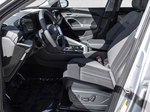 New 2025 Audi Q5 Premium image 12