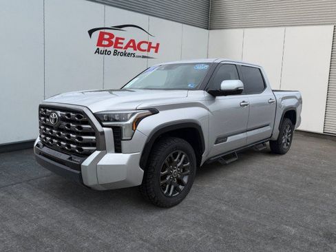 Used 2023 Toyota Tundra Platinum AWD/4WD image 1