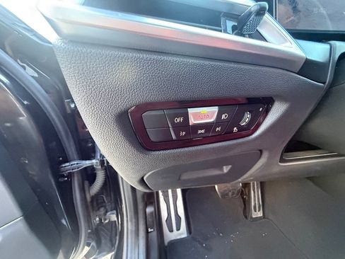 Used 2025 BMW M3 Competition RWD image 24