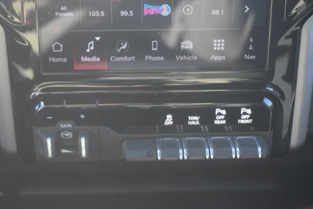 Used 2026 RAM 2500 Big Horn AWD/4WD image 30