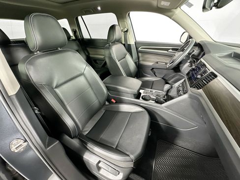 Used 2023 Volkswagen Atlas SE image 29