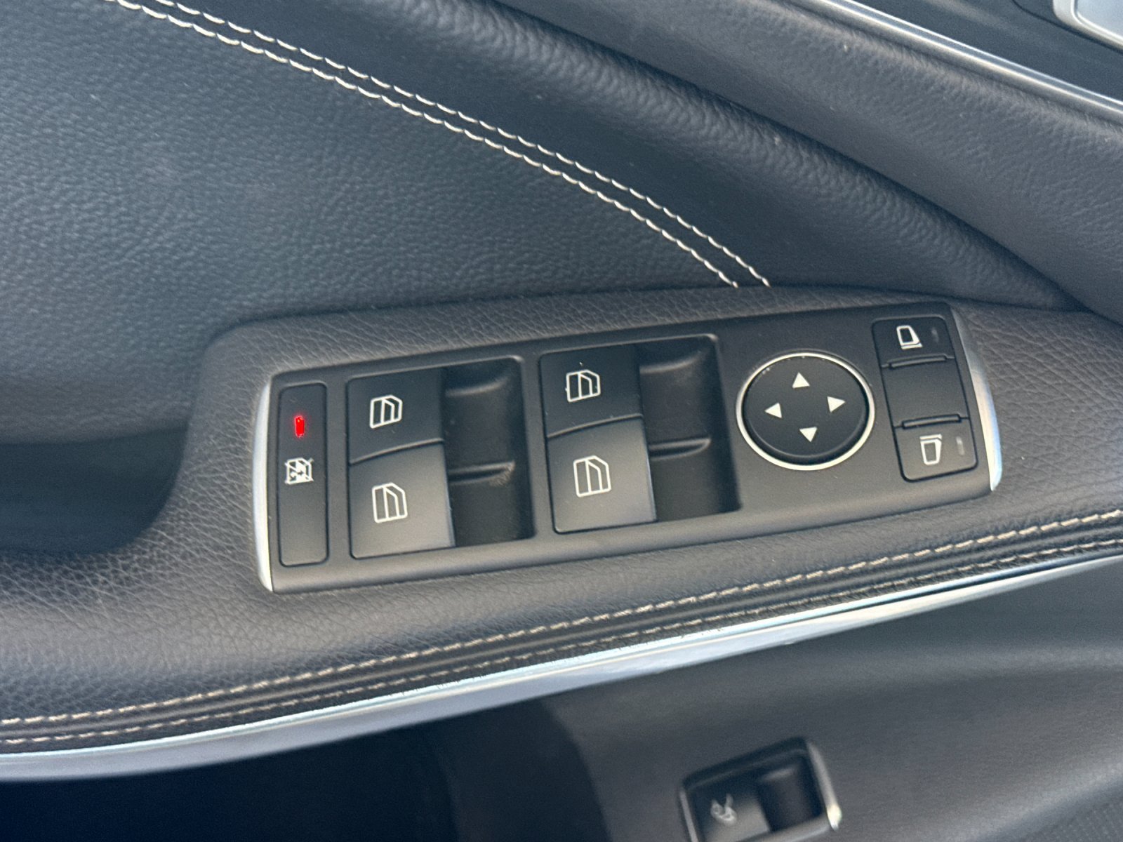 Used 2019 Mercedes-Benz CLA 250 image 11