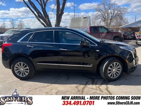 Used 2018 Cadillac XT5 Luxury w/ Driver Awareness Package image 4
