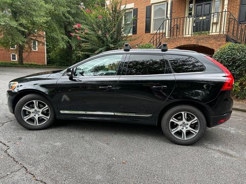 Used 2015 Volvo XC60 T6 Premier Plus image 6