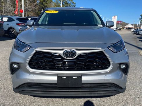 Used 2023 Toyota Highlander LE image 21