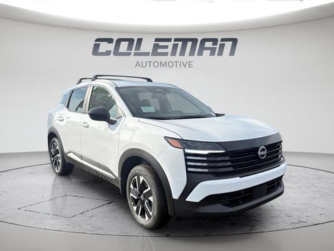 New 2026 Nissan Kicks SV w/ Cold Weather Package image 7