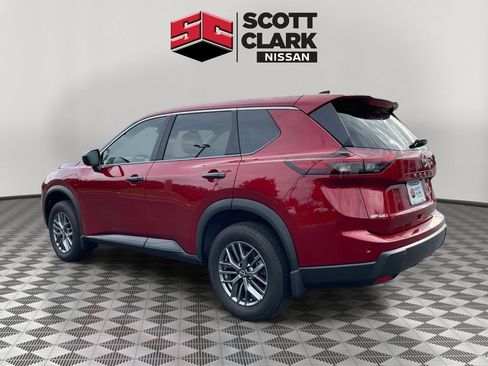 Used 2026 Nissan Rogue S FWD image 4