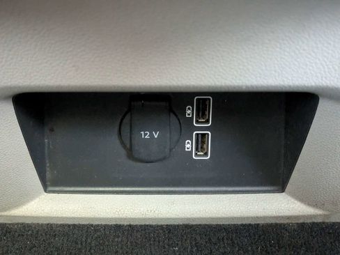 Used 2019 Volkswagen Atlas SE FWD image 19