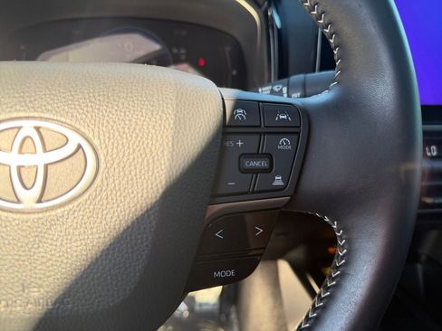 Used 2025 Toyota Camry SE w/ Multimedia Upgrade Package FWD image 16